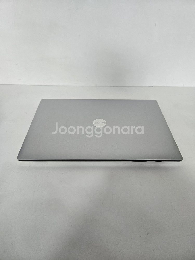 826번 DELL 15인치 UHD i7 중고노트북--1