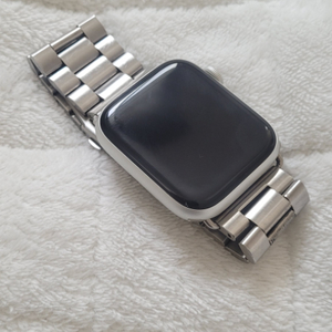 애플워치4 44mm 부품용 팝니다