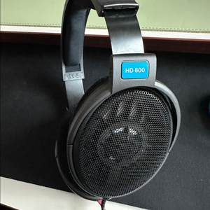 HD600