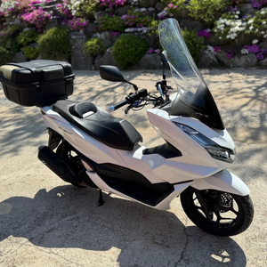 혼다 pcx125 21년 abs 화이트컬러 판매합니다