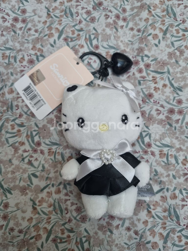 산리오 헬로키티 블랙하트 인형 키링 가방걸이--0