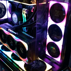 리안리 터프팬 9800x3D rtx5080 튜닝 컴퓨터