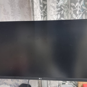 34WQ650W 모니터 판매합니다.