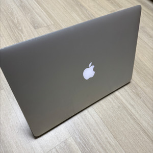 맥북프로 15인치 768GB, 배터리 17 사이클