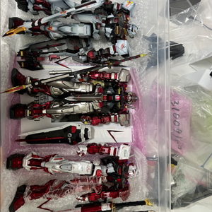 건담 일괄 판매 제안 받아요