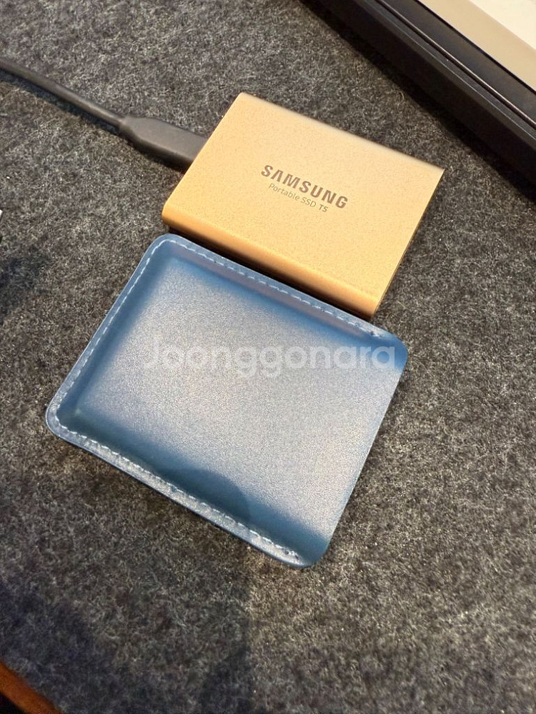 삼성 T5 외장 SSD 1TB--0