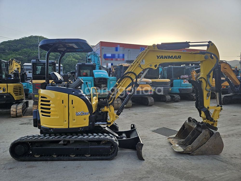 얀마 3.5톤 VIO35 2019년 신품트랙 코집 버3--2