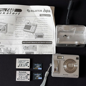 후지필름 파인픽스 f440 디지털카메라