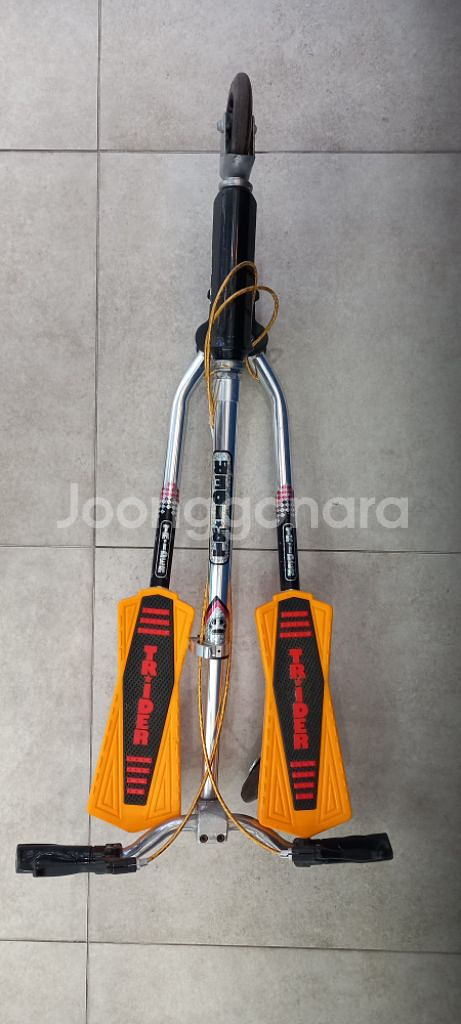 최고급 명품 초경량 기내반입 킥보드 트라이더. 발판 2--9