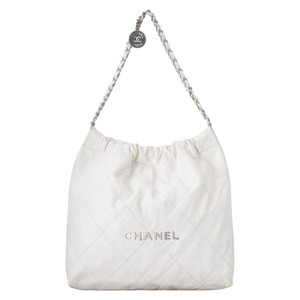 명품 샤넬 가방 CHANEL 22백 미디움 팝니다.