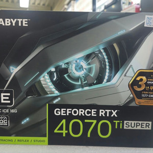 RTX 4070Ti Super EAGLE 화이트