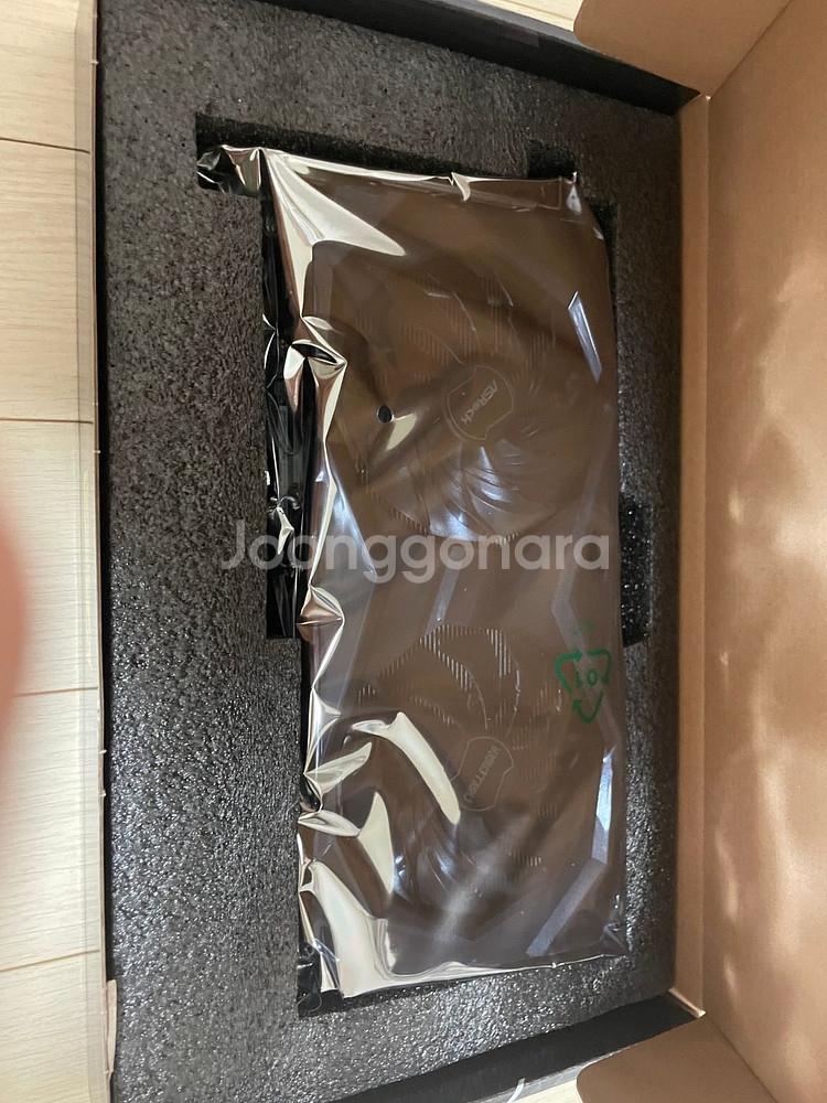 라데온 RX6600 미개봉 새상품 팝니다.--1