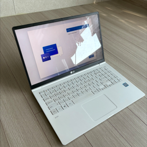 LG 그램 15인치 i3코어 8세대 노트북