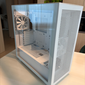 NZXT H7 Flow(화이트)