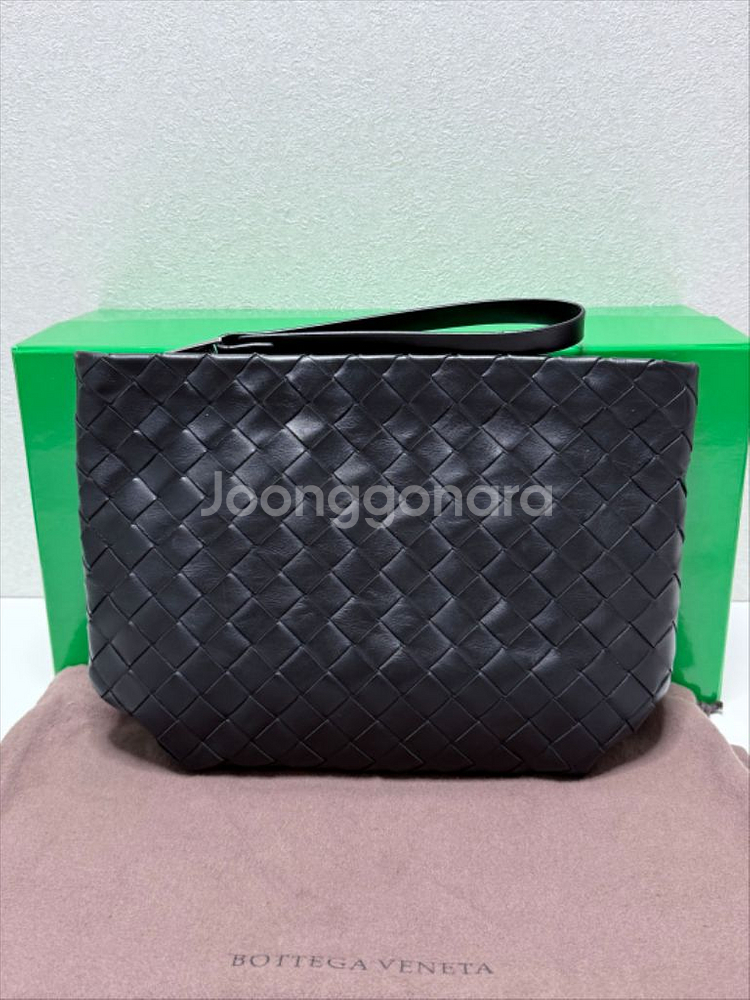 보테가베네타 인트레치아토 클러치백--0