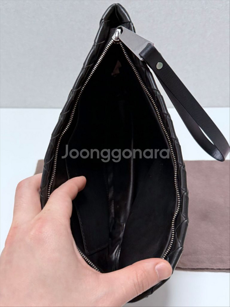 보테가베네타 인트레치아토 클러치백--6