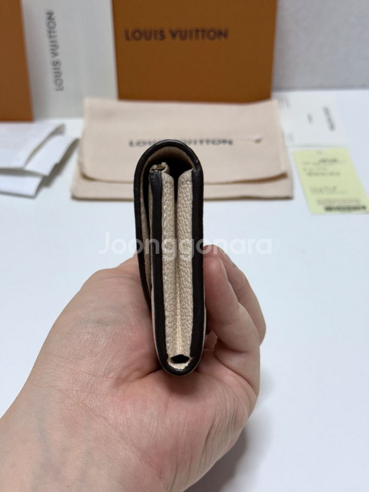 (백화점)루이비통 앙프렝뜨 로잘리 코인퍼스 카드지갑--3