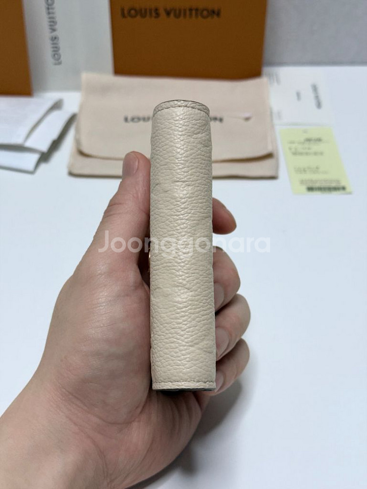 (백화점)루이비통 앙프렝뜨 로잘리 코인퍼스 카드지갑--5