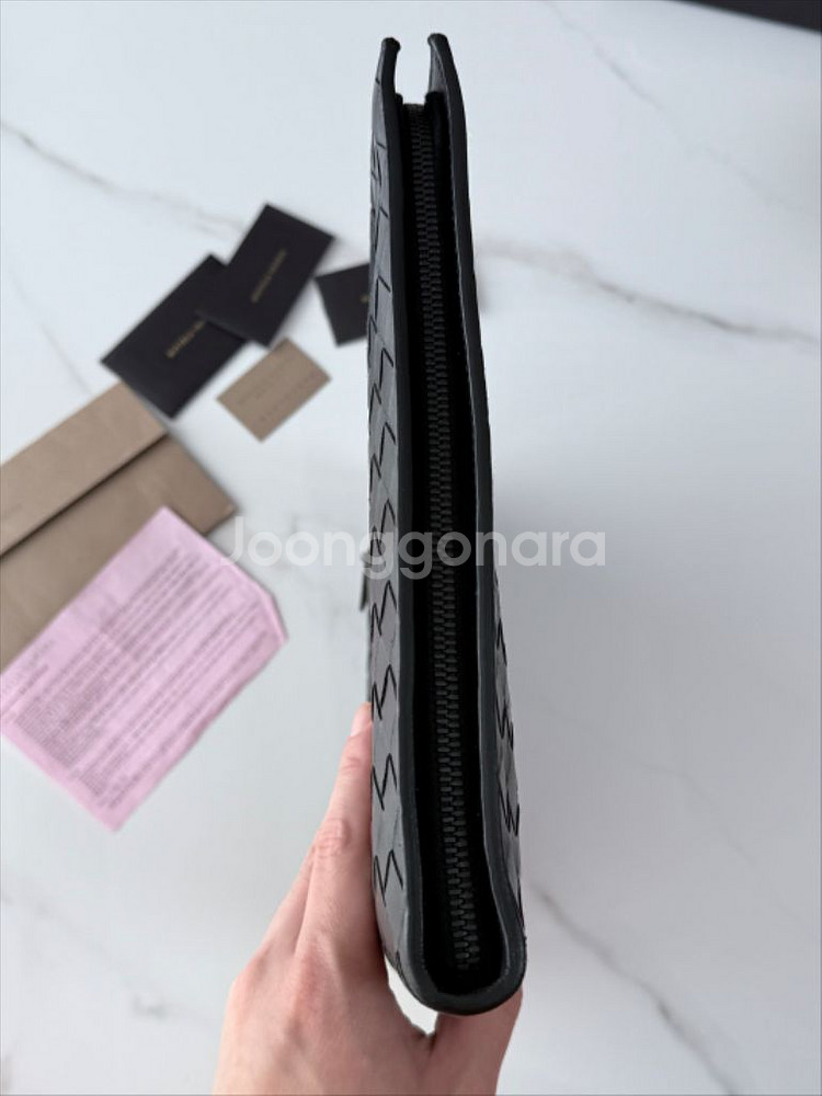 보테가베네타 인트레치아토 도큐먼트 클러치--6