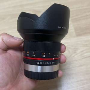 후지필름 삼양 12mm 수동 렌즈 판매합니다