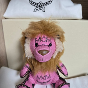 MCM 정품 사자 인형