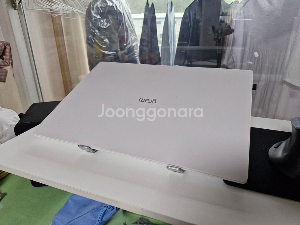 LG 그램 프로 17 3050 메모리 32기가 팝니다.--0