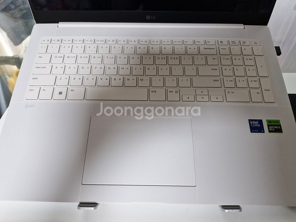 LG 그램 프로 17 3050 메모리 32기가 팝니다.--2