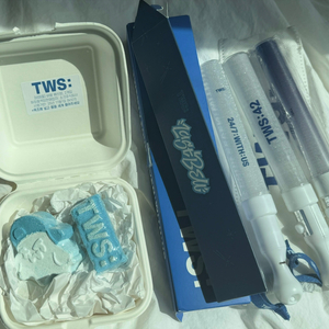 투어스 임시 응원봉 역조공 배쓰밤 양도 판매