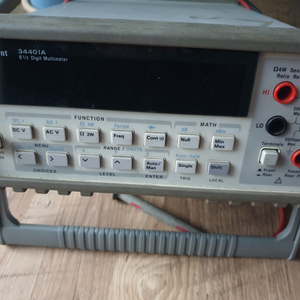 오실로스쿠프 Agilent 34401A 멀티미터