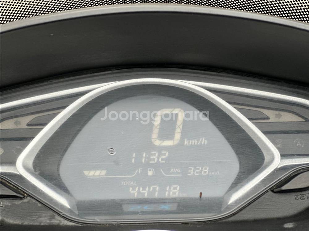 혼다 PCX125/2020년식/깔끔한컨디션/짧은키로수--8