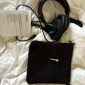 SONY MDR-7506