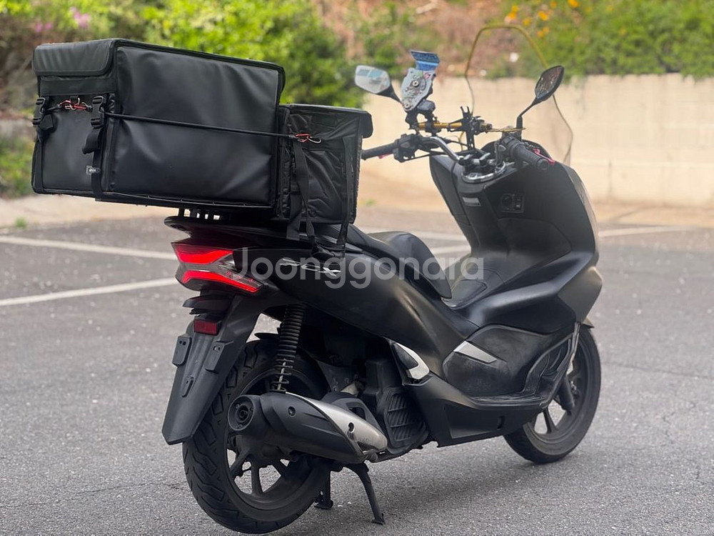 혼다 PCX125/2018년식/깔끔한컨디션/짧은키로수--5