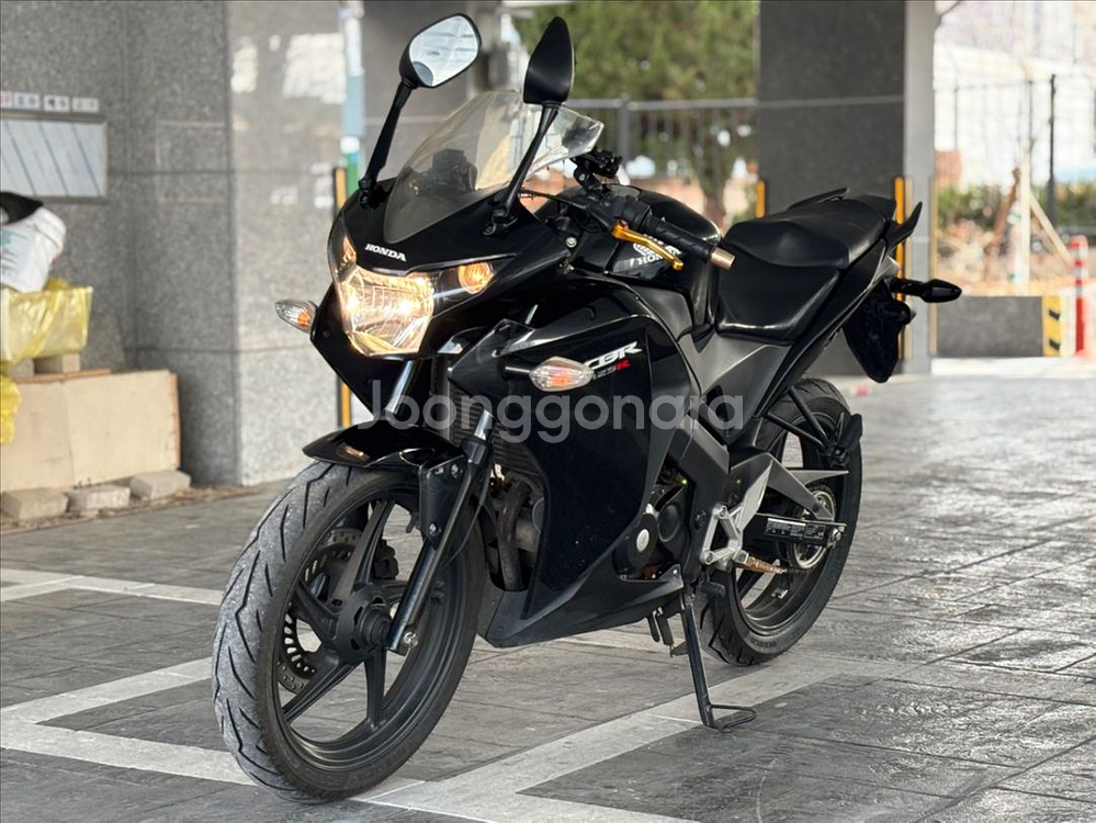 혼다 CBR 125 / 2011년식 / 2만키로/ 판매--0