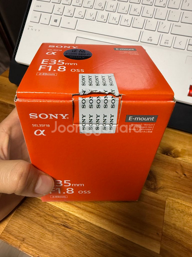 SONY SEL 35mm F1.8 OSS 여친렌즈--4