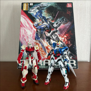 미완성 건담 2개 00 Raiser 건담 반다이