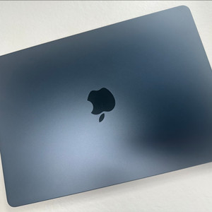 맥북에어 M2 8GB RAM 256GB SSD 풀박스