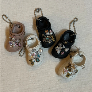 Petit Luxe 크록스 참 키링 4