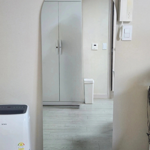 아치형 전신거울