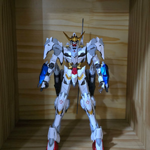 다반 MG 8818 HIRM 발바토스 하이레졸루션