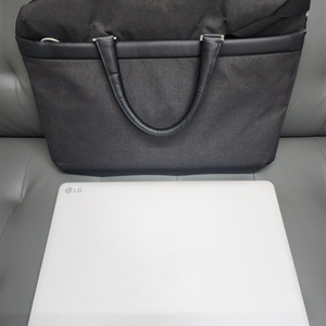 (광주)LG 15U480 울트라 노트북 판매합니다