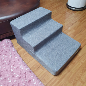 강아지 계단