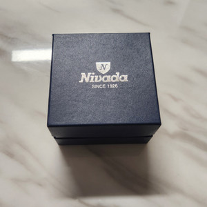 미사용 NIVADA 남성용 크로노 메탈시계