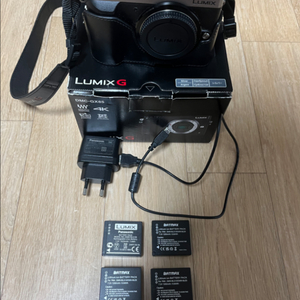 파나소닉 GX85, 파나라이카 12-60 판매합니다.