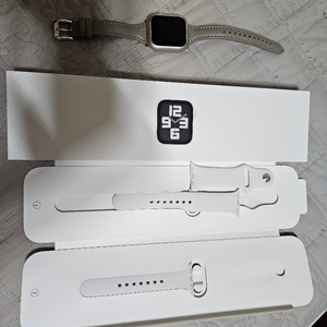 애플워치 SE 2세대 실버 40mm gps(상태s급)