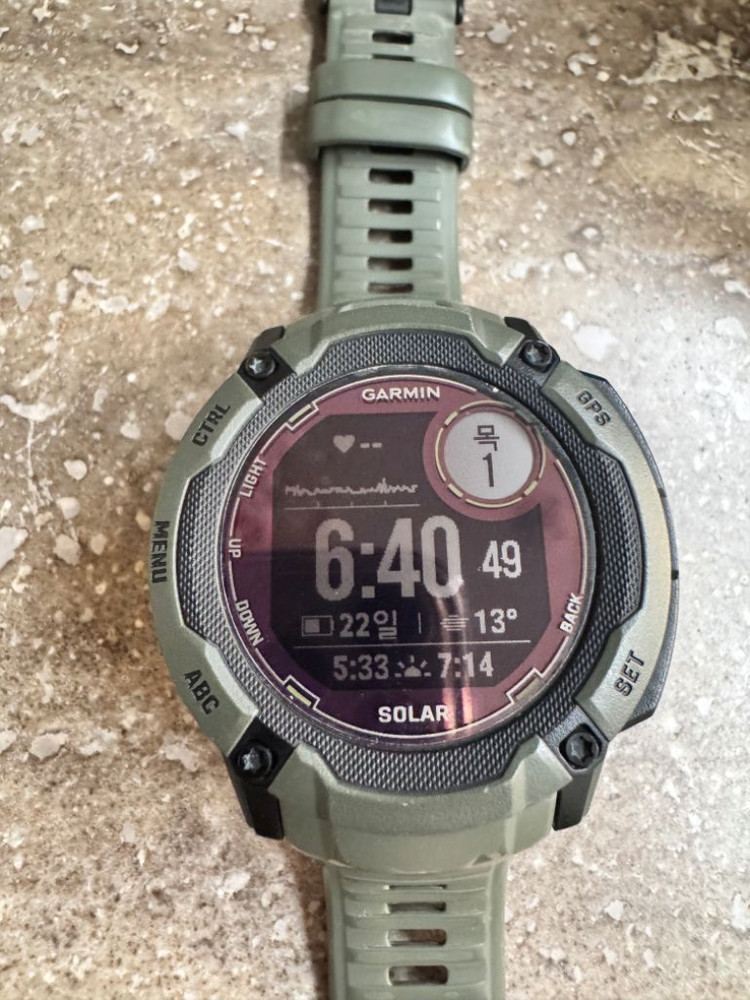 가민 인스팅트2X 솔라 모스 이미지