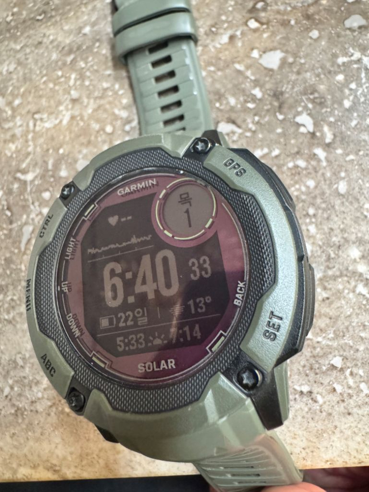 가민 인스팅트2X 솔라 모스 이미지