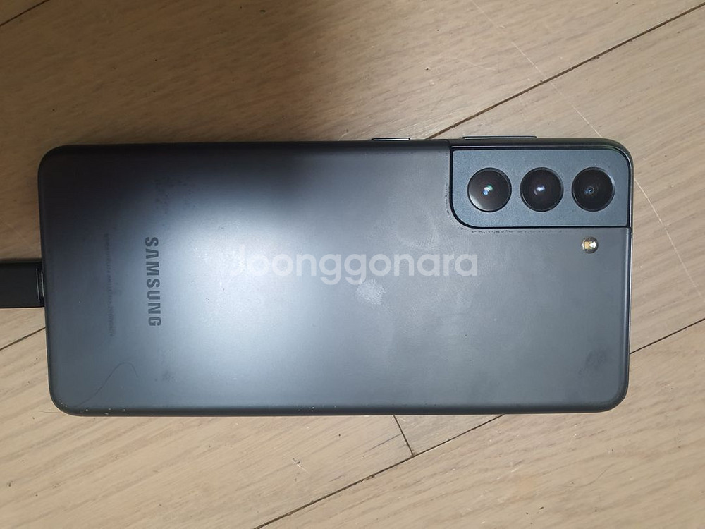갤럭시 s21 액정파손 팝니다--1