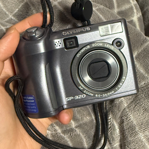 올림푸스 디카 sp320