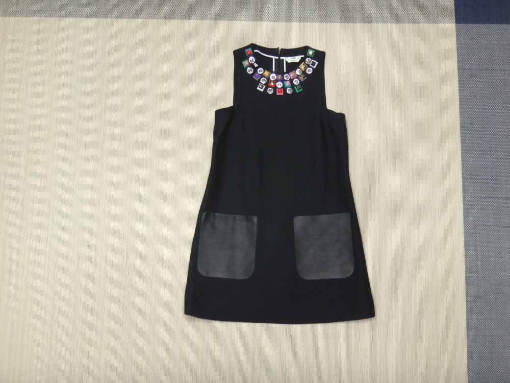 (38size)펜디 FENDI 스터드비쥬 민소매 원피스
