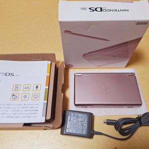신품동일급 닌텐도 dslite 핑크로제 박스 레트로랜드